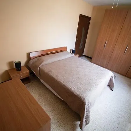 5 Mins Away From The Beach. * St. Paul's Bay