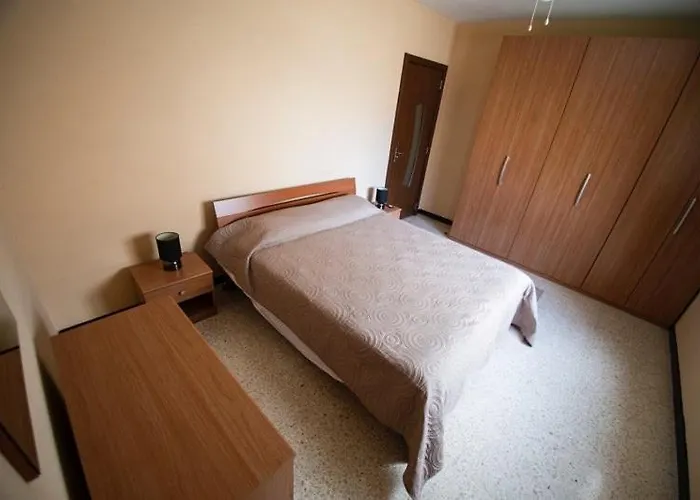 5 Mins Away From The Beach. * St. Paul's Bay