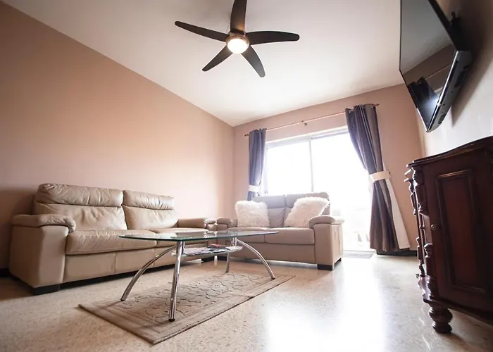 5 Mins Away From The Beach. St. Paul's Bay